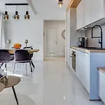 Diamond Two Bedroom Lejlighed