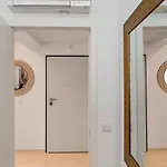 Diamond Two Bedroom Lejlighed