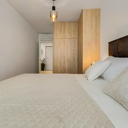 Diamond Two Bedroom *