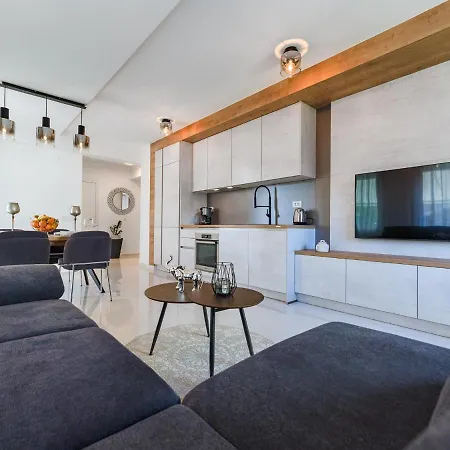 Diamond Two Bedroom Apartmán